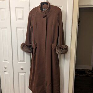 Hannah Ladies Vintage 100% Pure Virgin Wool & Cashmere Coat. Fur Cuffs. Size 12